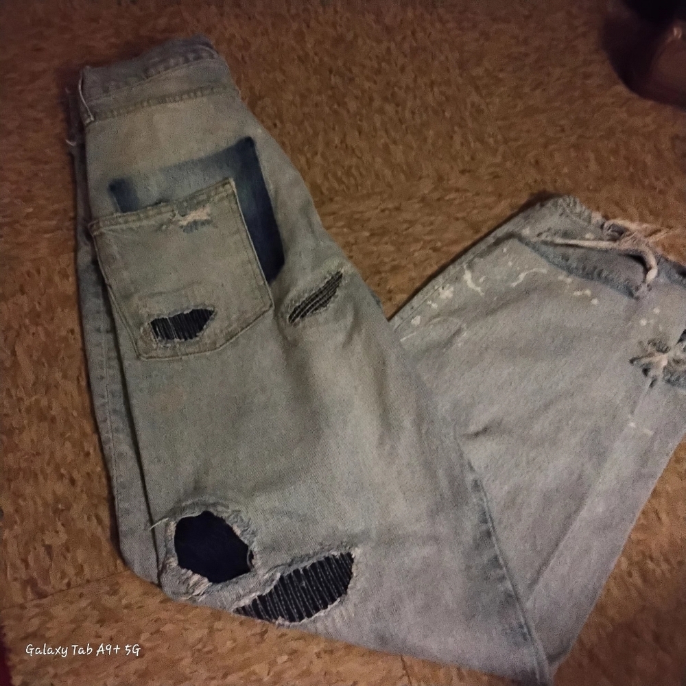 Zara High Rise Lightwash Distressed  5 Pocket Wide Leg Jeans - Picture 4 of 9